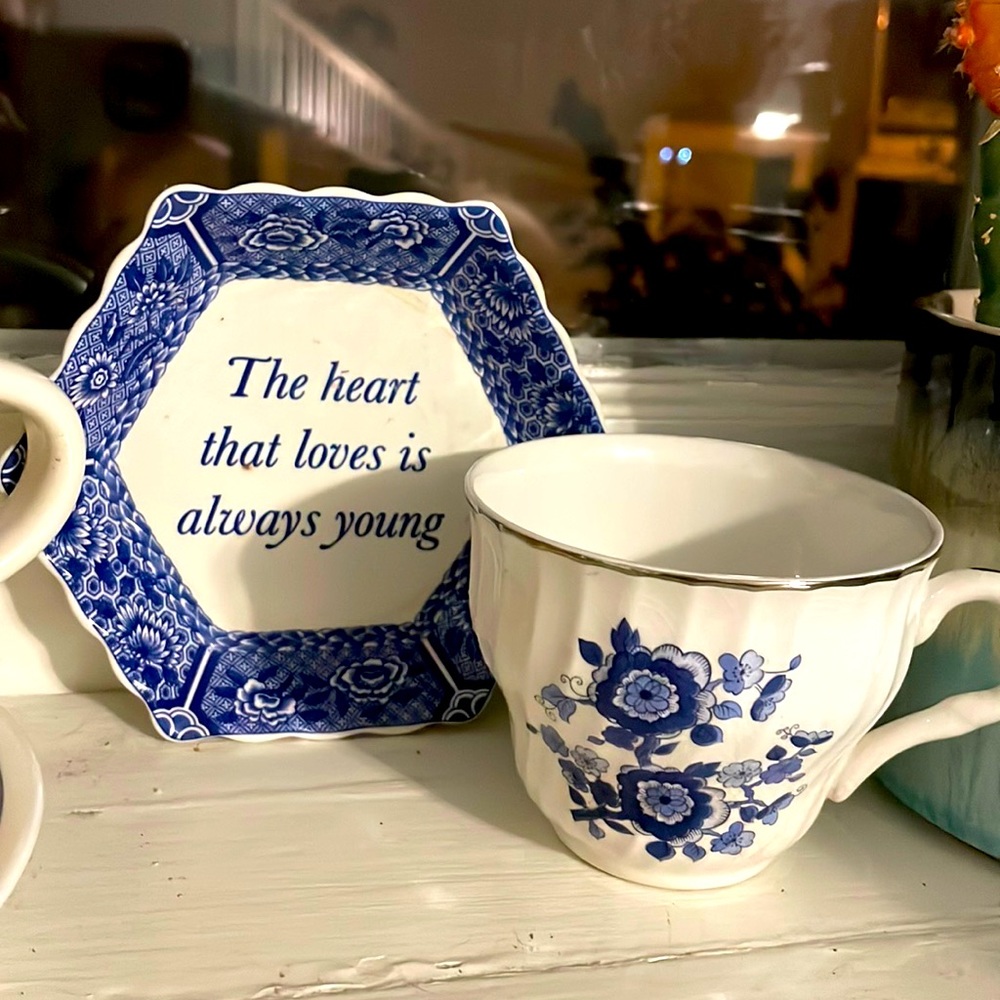 Vintage Teapcup Gift Set, Blue China